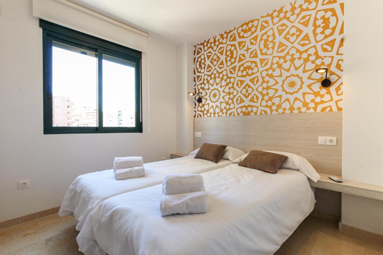 فيياخويوسا Apartamento Veremar, Zona Tranquila, Con Piscina, Jardines, Soleado Y Cerca De La Playa De La Cala, Para Disfrutar El Mediterraneo المظهر الخارجي الصورة